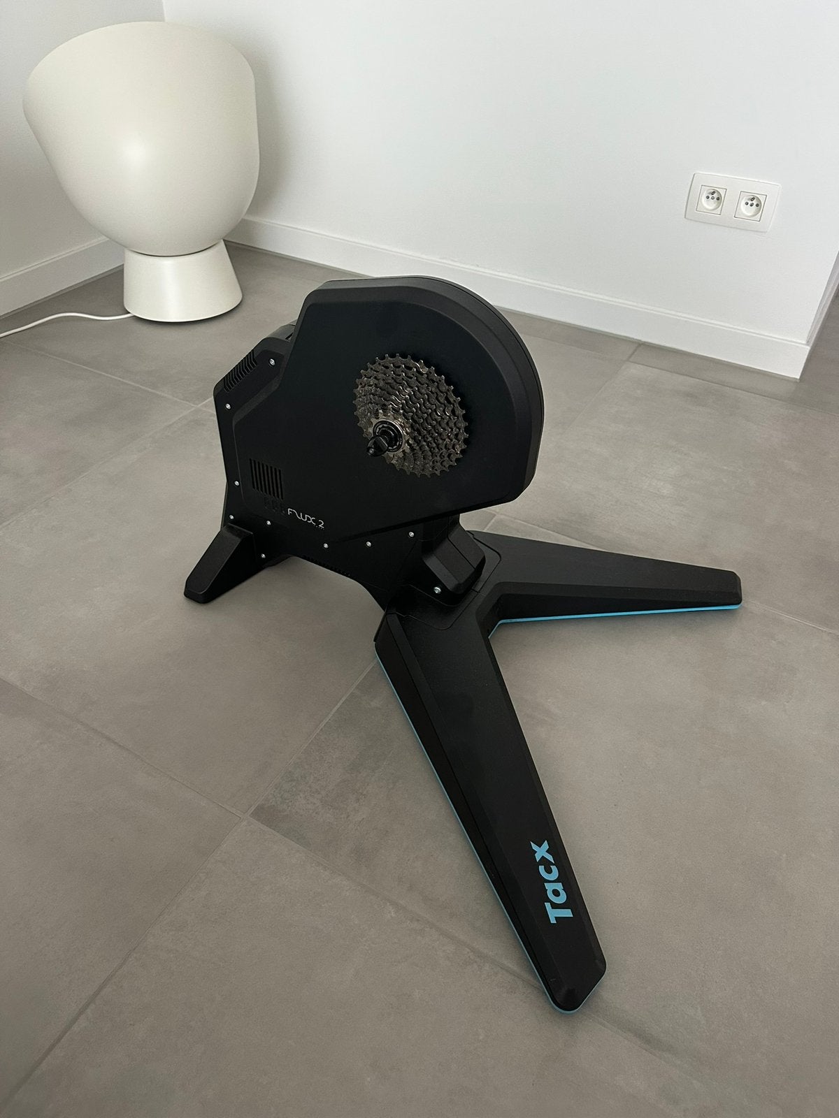 Tacx Flux 2 met shimano 105 casette, Sport en Fitness, Wielrennen, Ophalen, Zo goed als nieuw