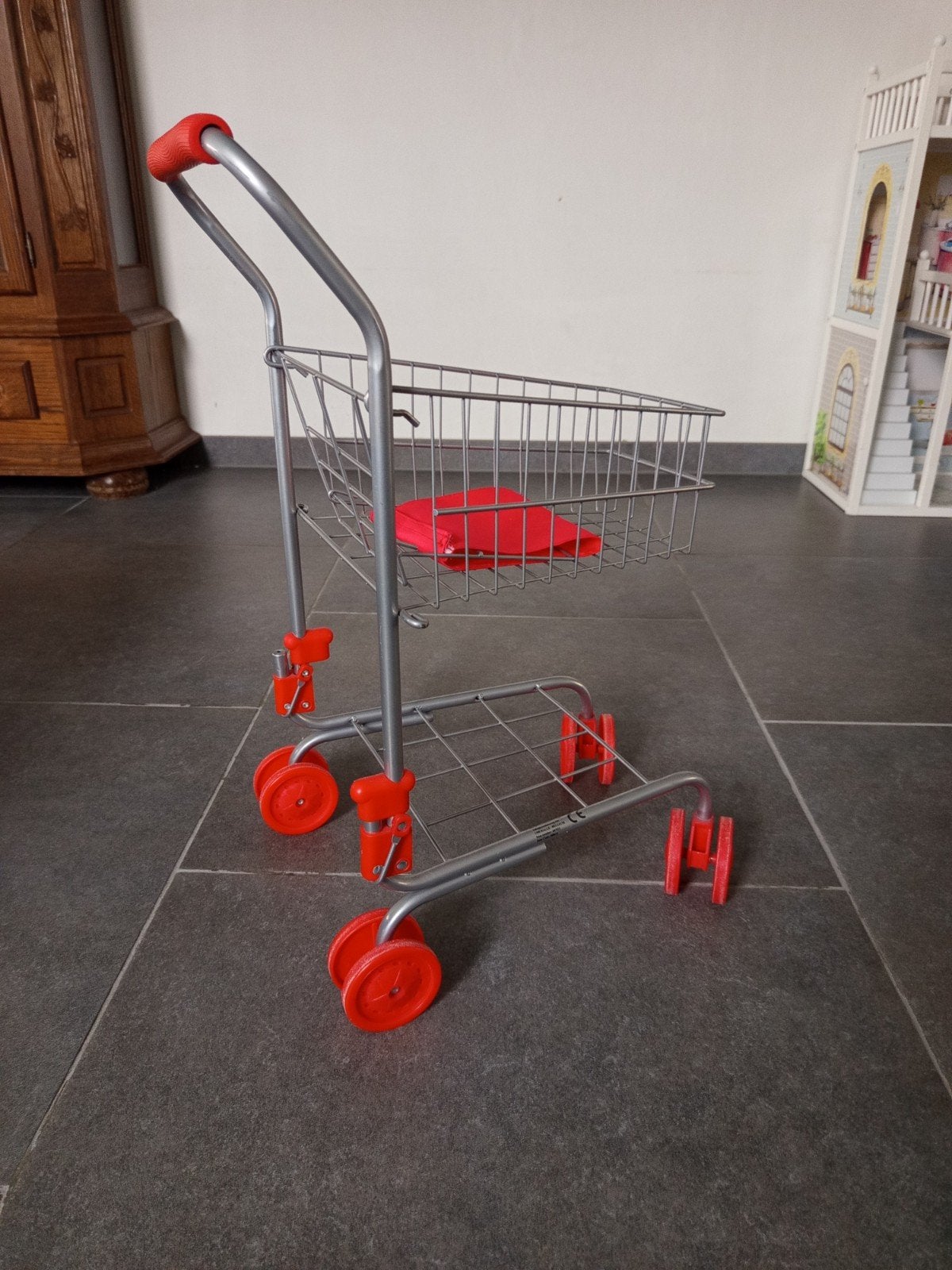 Winkelkarretje, Ophalen