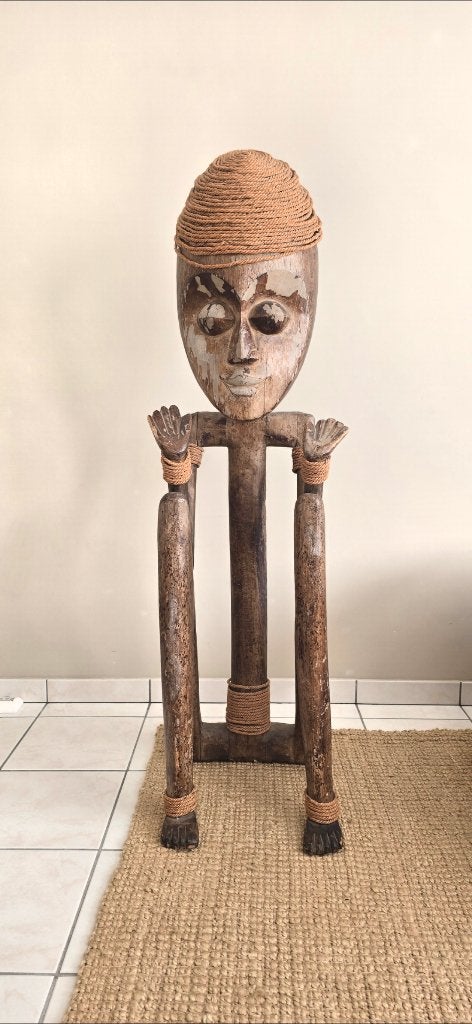 Grandes statues africaines en bois -ensemble décoratif, Enlèvement, Bois, Statue, 1 mètre - 2 mètres