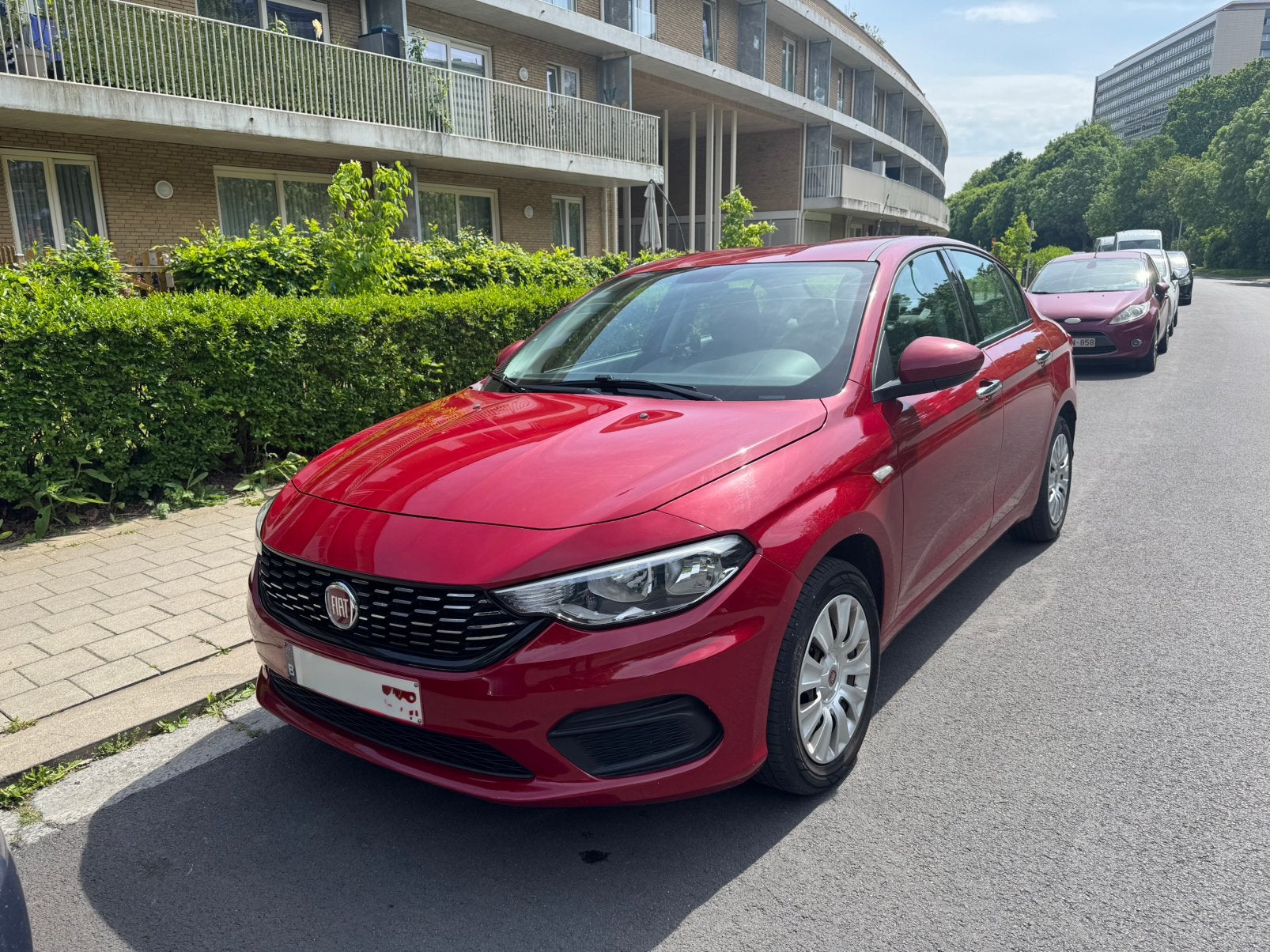 Fiat Tiop 2016 benzine automaat 54677km, Autos, Fiat, Rouge, Entreprise, Noir, Automatique