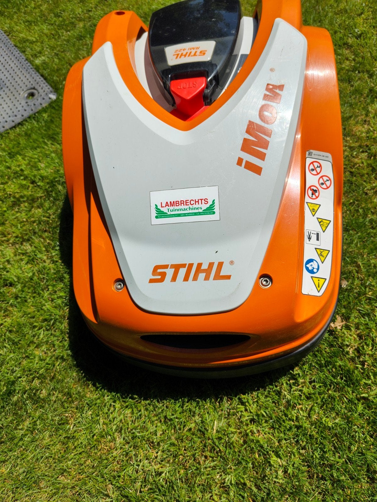 tondeuse à gazon robotisée Marques Sthil, Stihl, 20 à 25 cm, Avec capteur de pluie, Enlèvement