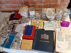 L29) boîte de déménagement avec timbress, Enlèvement ou Envoi