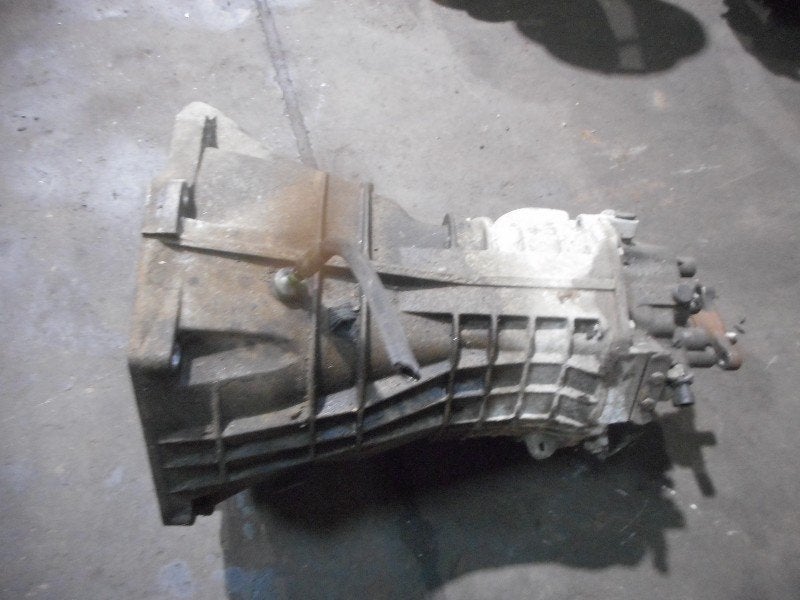 VERSNELLINGSBAK SCHAKEL Omega B (25 / 26 / 27) (GM90523122), Gebruikt, Opel, Opel Automobile GmbH, Kontakt-opel@opel.com