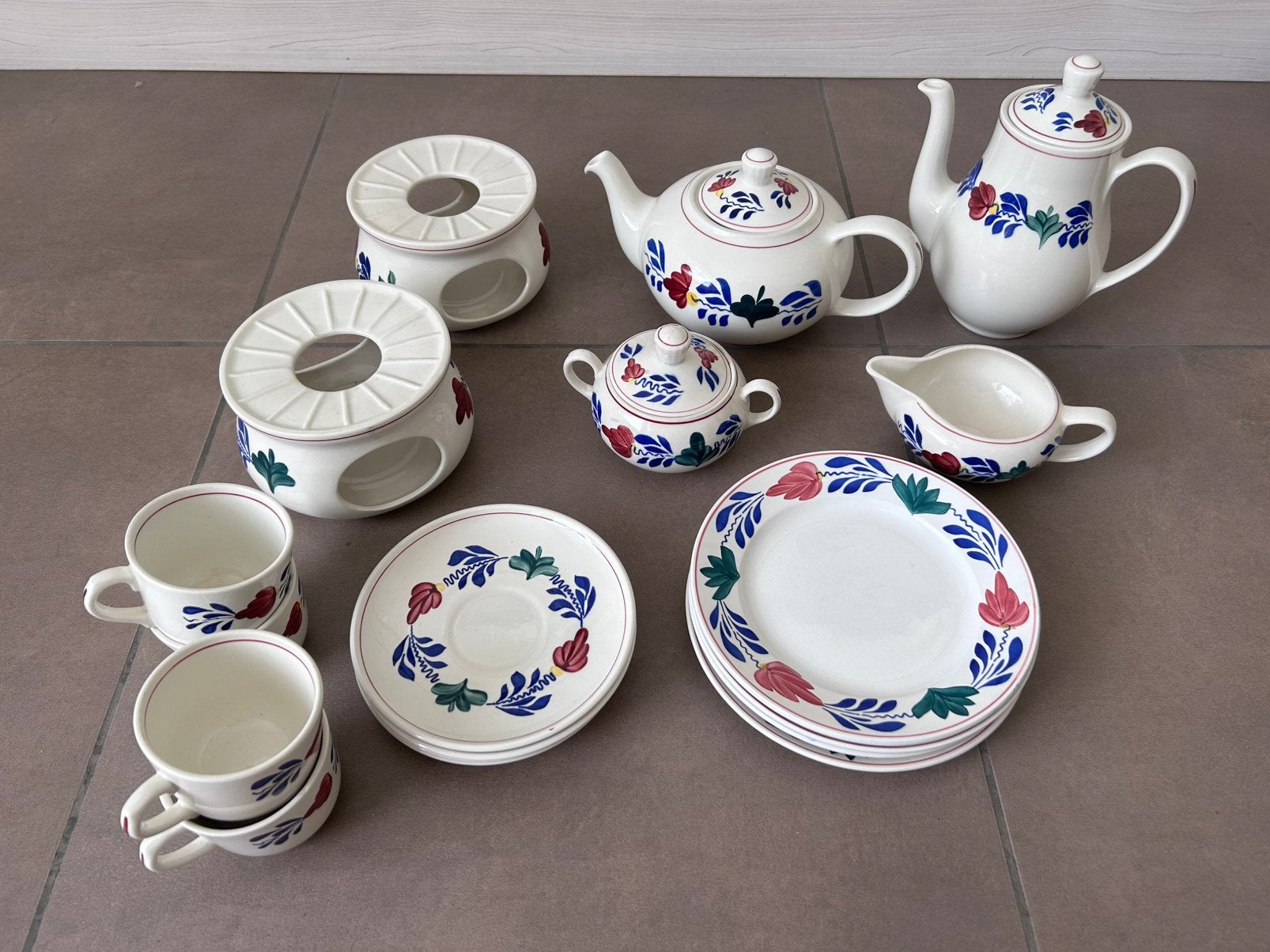 Royal Boch koffie- en theeservies 4 personen, Ophalen, Landelijk/Boerenbont, Zo goed als nieuw, Royal Boch
