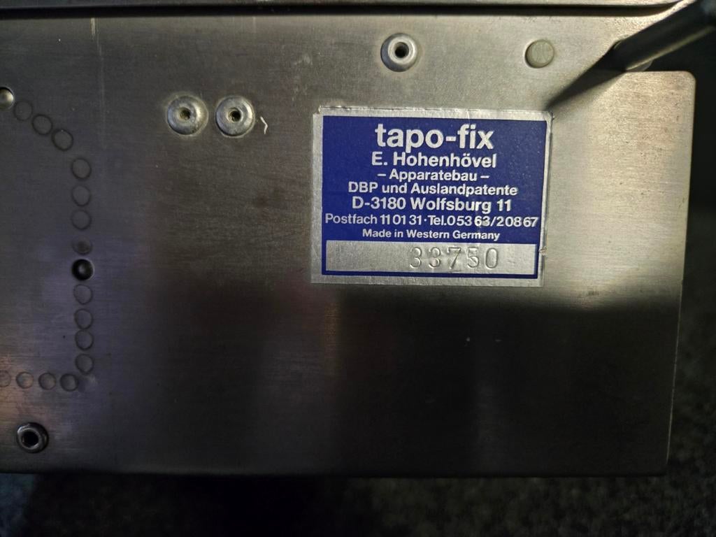 Machine de découpe de pâte à papier peint avec compteur, Enlèvement
