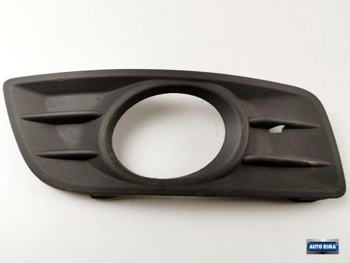 Plaque de protection feu antibrouillard droit d'un Volvo V50, -, 3 mois de garantie, -, -