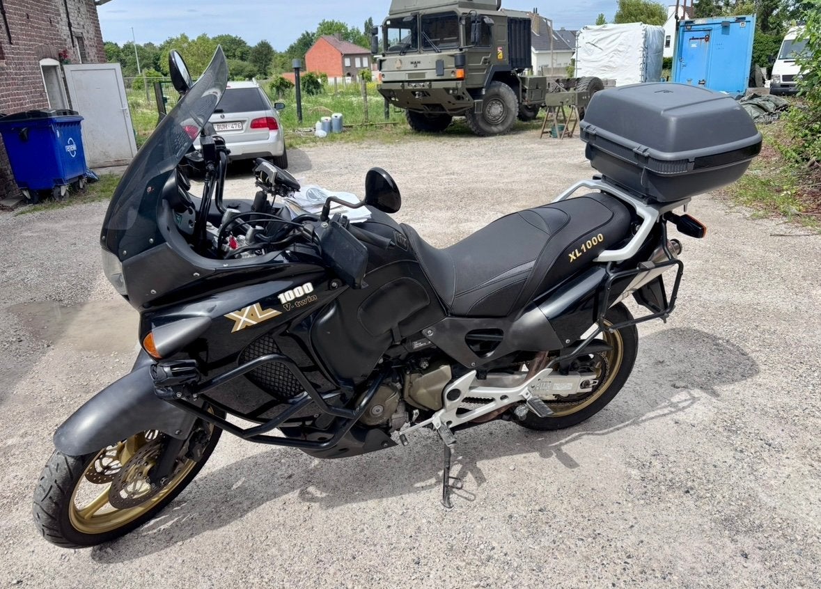 Varadero 1000 XL, Motos, Plus de 35 kW, Manuelle, Neuf, Particulier