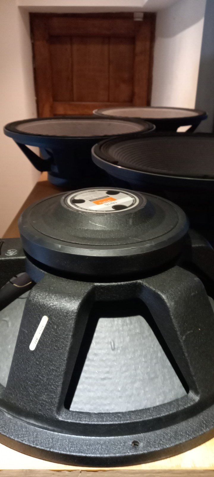 JBL 2241 drivers, Enlèvement, JBL