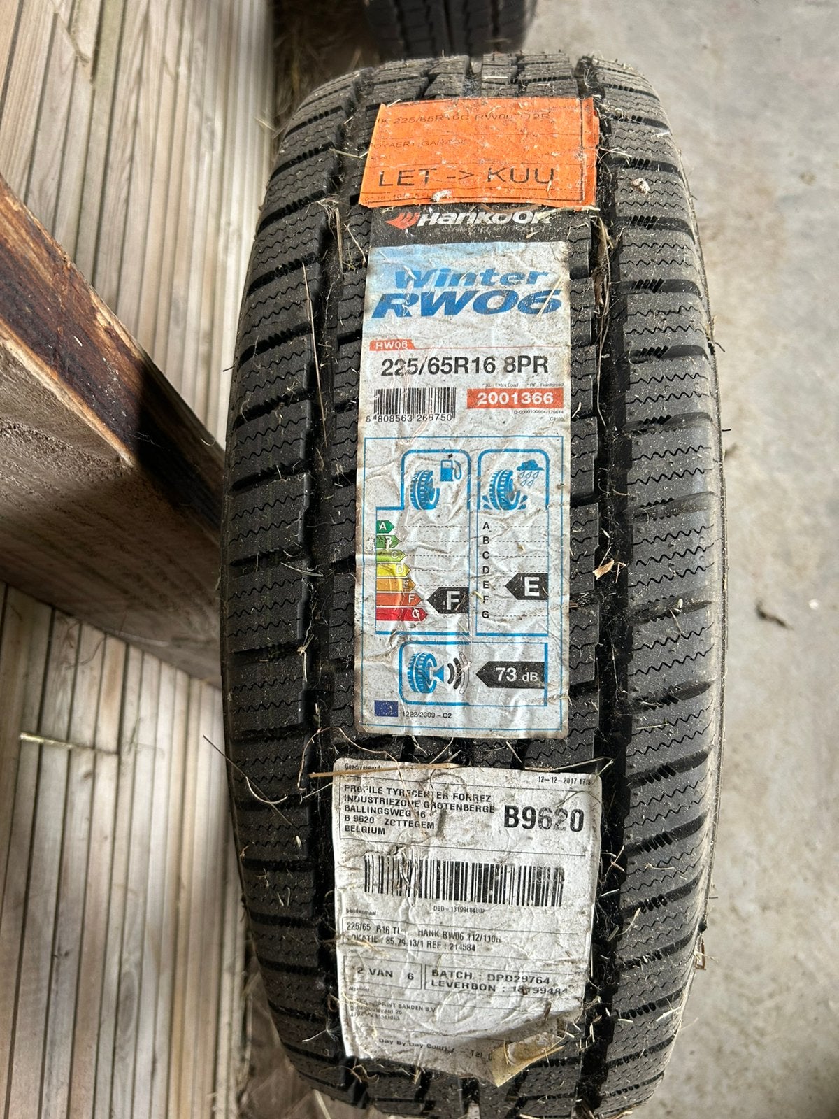 Pneus d'hiver RW06 225/65R16, Enlèvement, Pneus hiver