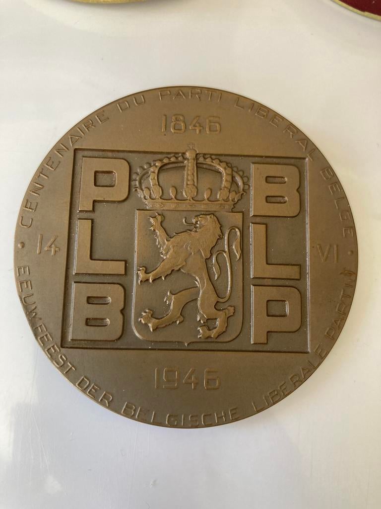 Eeuwfeest der Belgische Liberale partij 1846-1946, Postzegels en Munten, Ophalen of Verzenden
