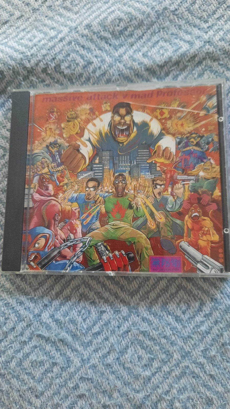 MASSIVE ATTACK v MAD PROFESSOR No protection (cd), Cd's en Dvd's, Cd's | Dance en House, Ophalen of Verzenden, Gebruikt, Ambiënt of Lounge