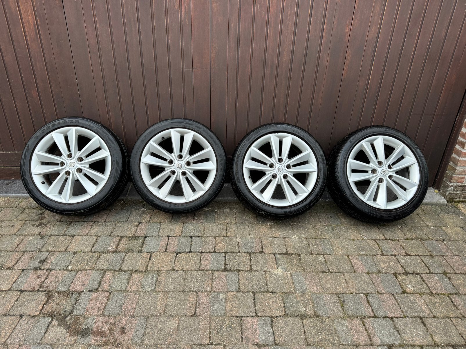 Paire de roues Renault d'origine., Autos : Pièces & Accessoires, Enlèvement, Jante(s)