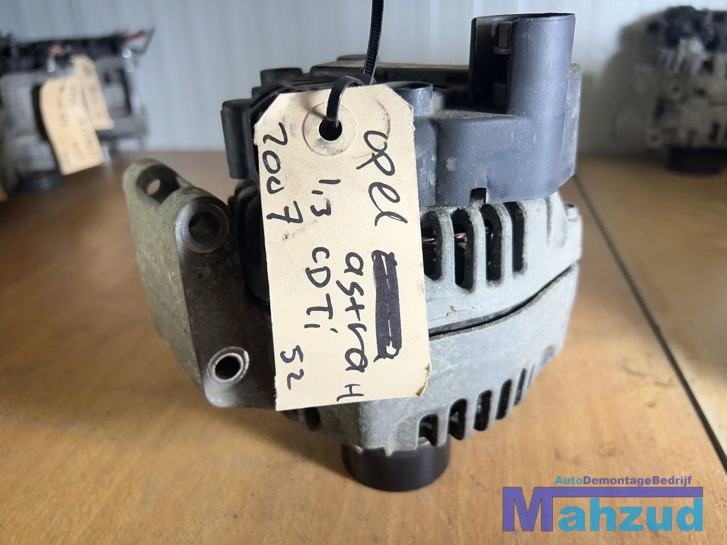 OPEL ASTRA H 1.3 CDTI Dynamo 90A 13117279 2004-2010, Autos : Pièces & Accessoires, Opel Automobile GmbH, Opel, Bahnhofsplatz 1
65423  Russelsheim am Main, DE