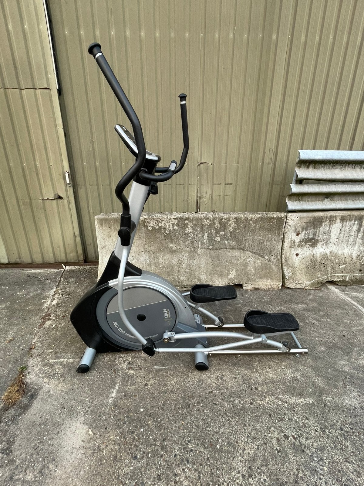 Crosstrainer DKN XC-150 topmatriaal, Sport en Fitness, Ophalen, Gebruikt, Benen, Crosstrainer