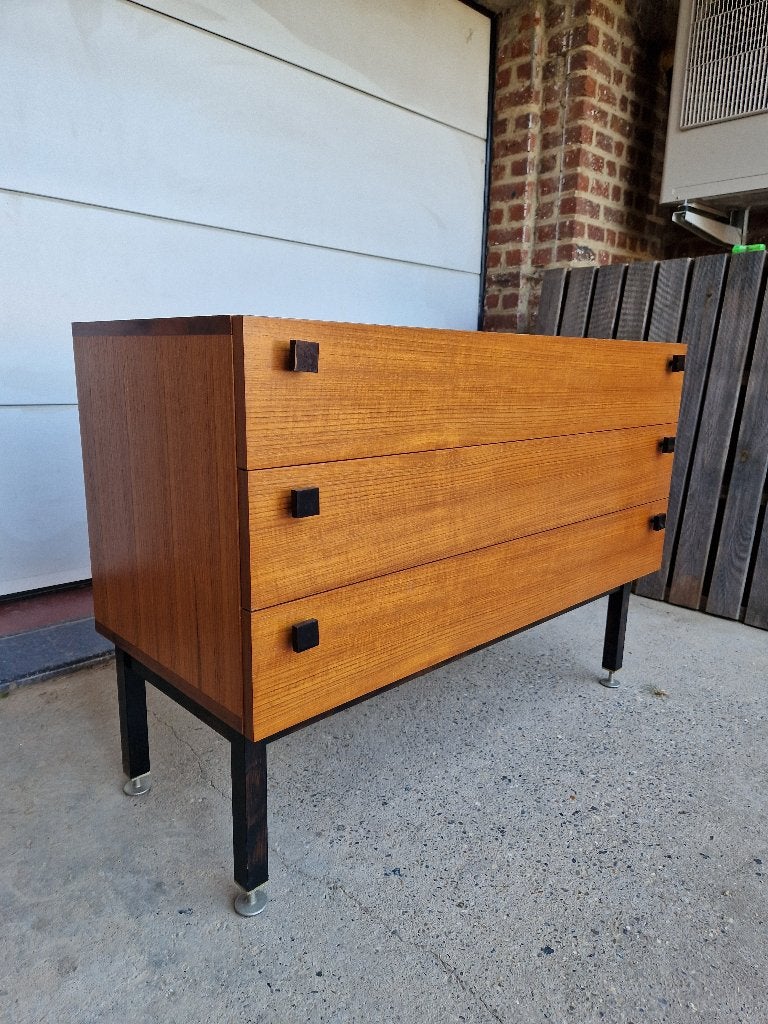 Vintage Design Teak dressoir evt. combi met grote barkast, Ophalen, Gebruikt, Met deur(en), 100 tot 150 cm