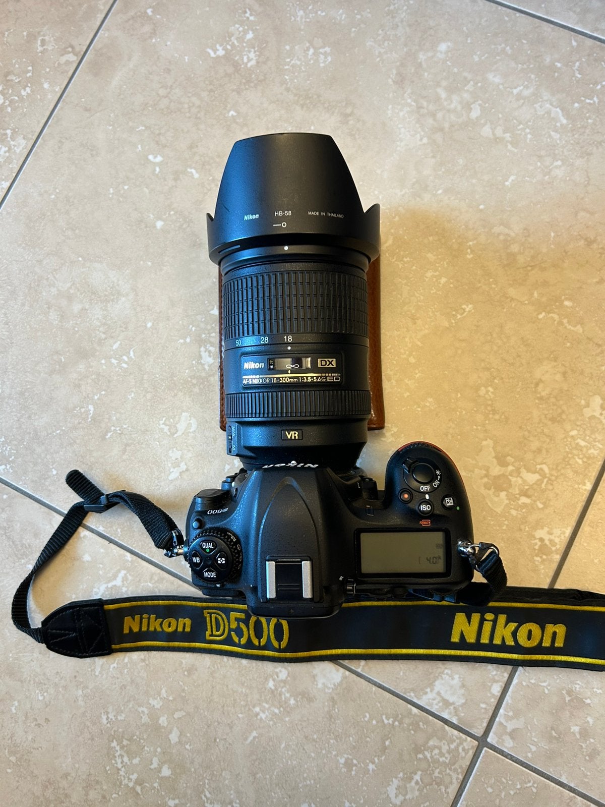 Nikon-toestel D-500 met accessoires, Audio, Tv en Foto, Ophalen, Spiegelreflex, Bluetooth, Zo goed als nieuw