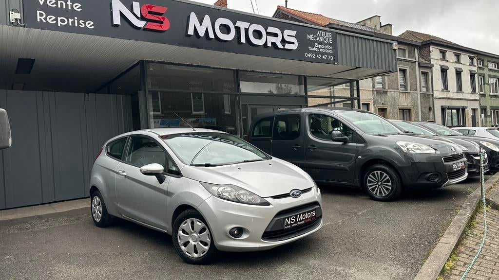 Ford fiesta 1.6 tdci, Autos, Ford, Entreprise, Achat, Fiësta, ABS, Diesel, Euro 4, Hatchback, 3 portes, Boîte manuelle, Argent ou Gris