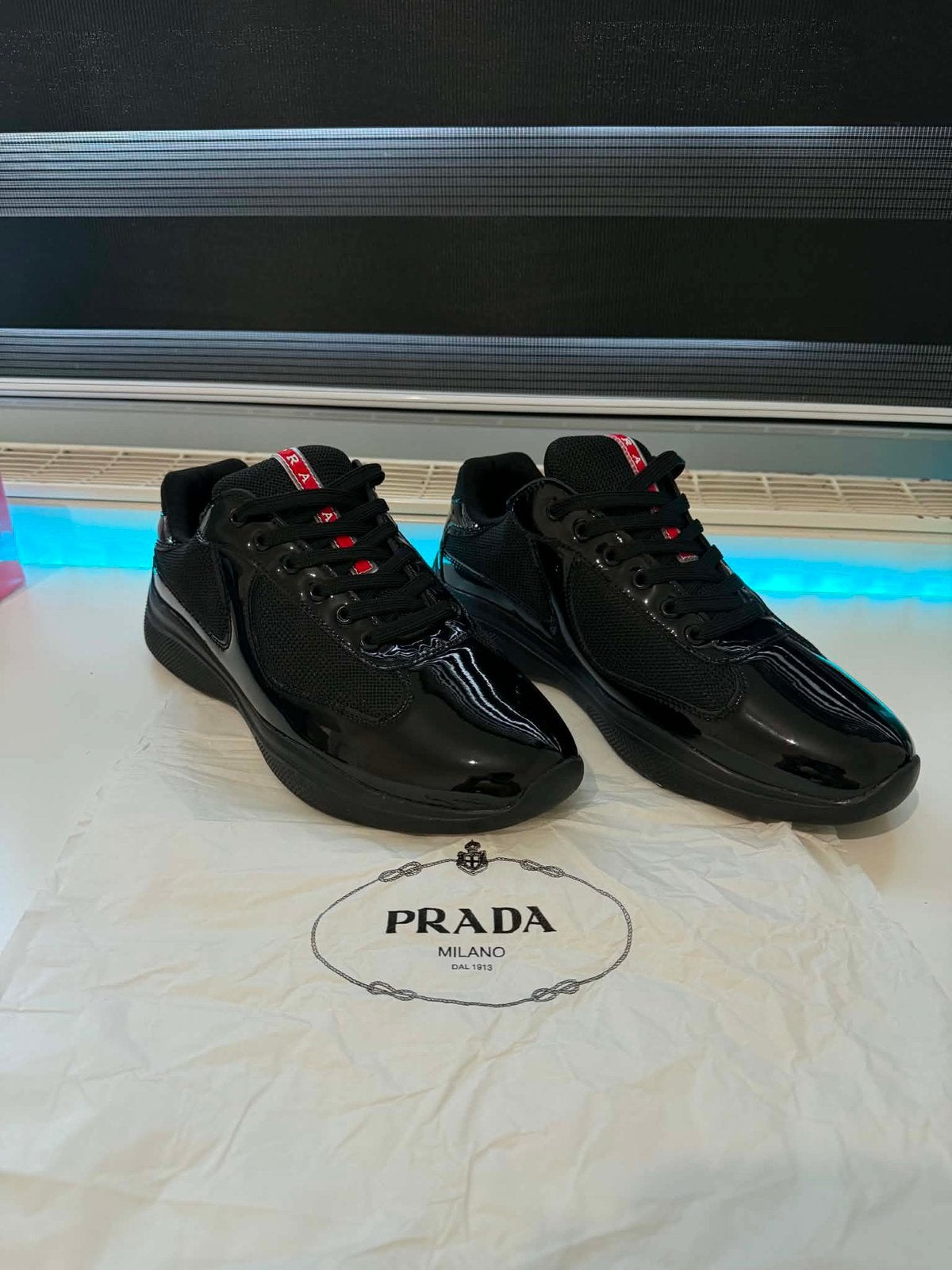 Prada beker zwart, Kleding | Heren, Schoenen, Ophalen of Verzenden, Zo goed als nieuw, Zwart