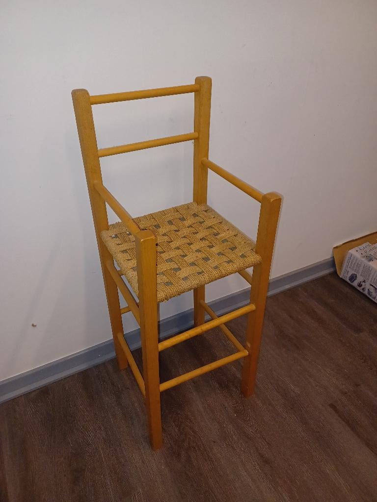 Rustieke houten stoel – Papercord zitting, Verzenden