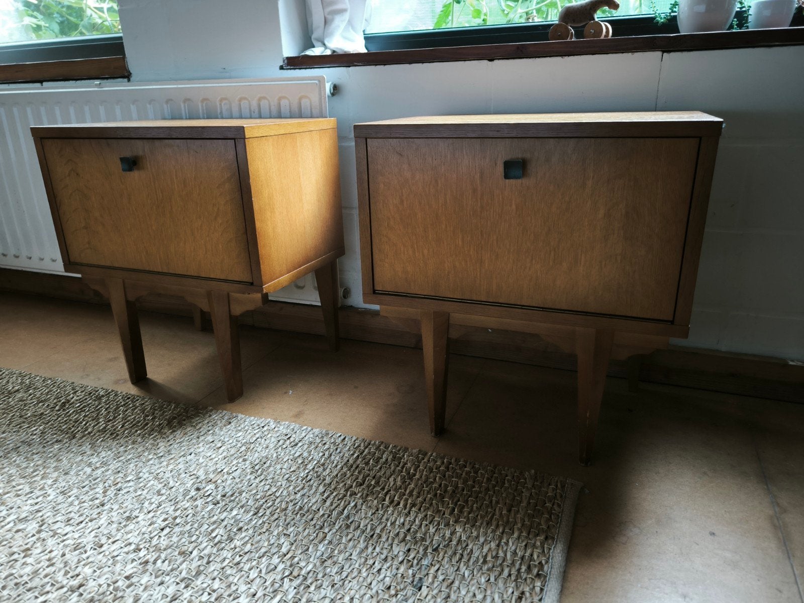 2 midcentury nachtkastjes.  in heel mooie staat, Ophalen