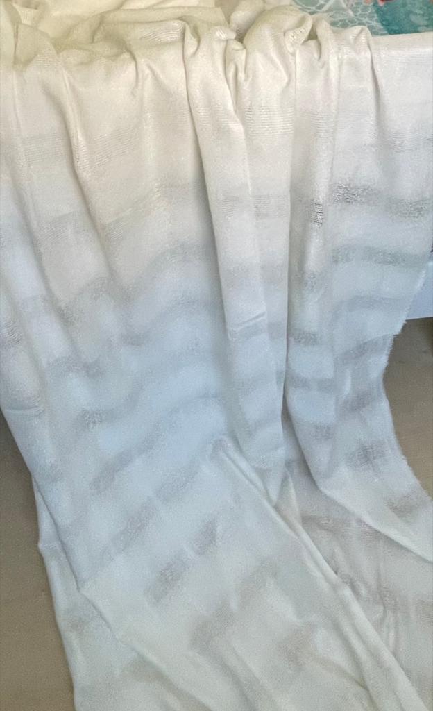 17 meter wit stof voor gordijnen of draperies. NIEUW, Ophalen of Verzenden, Nieuw