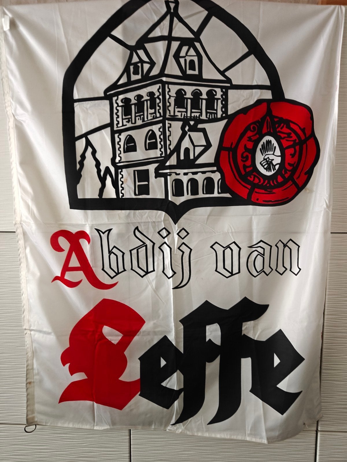 Drapeau de l'abbaye de Leffe, Collections, Marques de bière, Enlèvement, Leffe