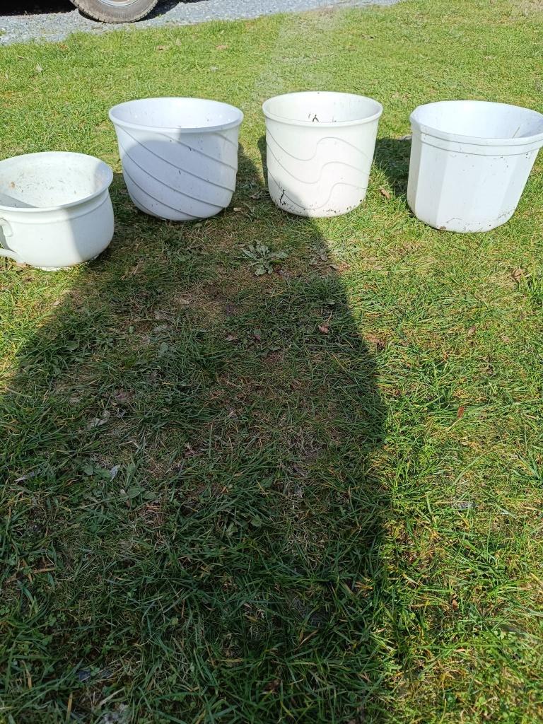 FLEURS BLANC EN CERAMIQUE A VENDRE, Jardin & Terrasse, Enlèvement, Utilisé