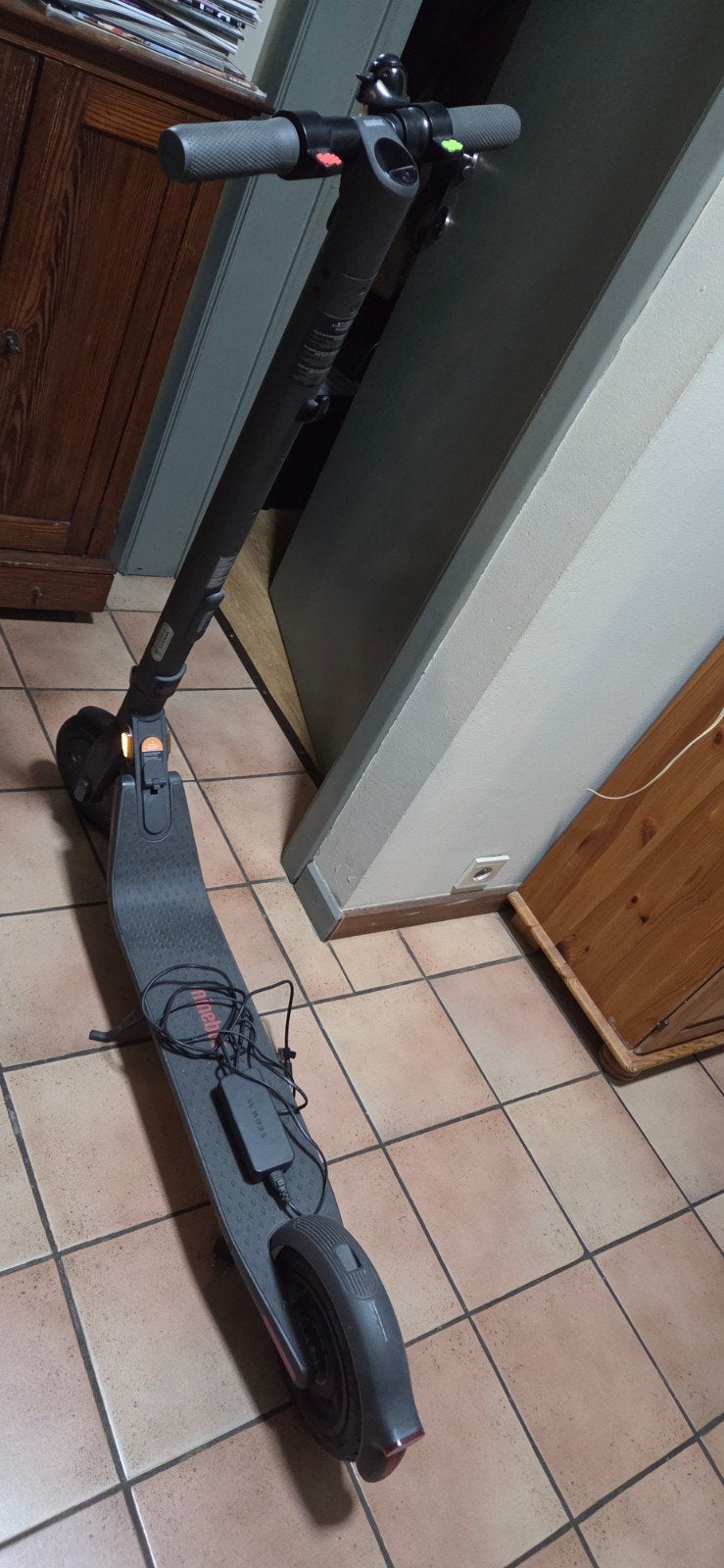 Trotinette Ninibot, Enlèvement, Neuf, Ninebot