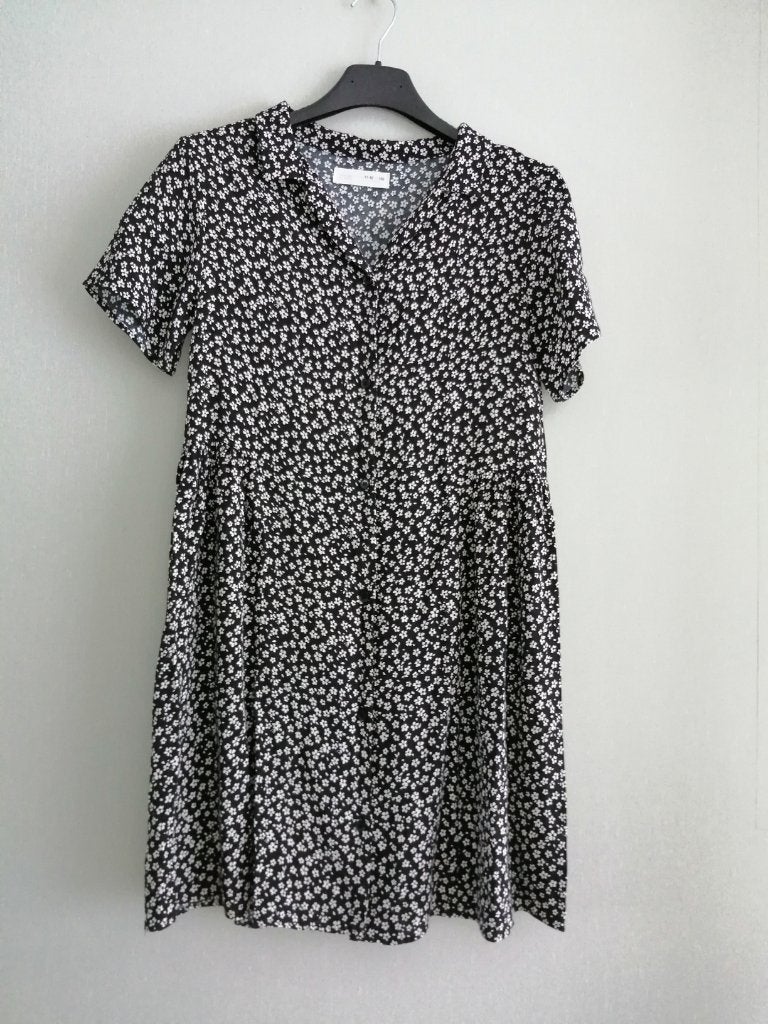 mooie zwart/witte jurk Zara maat 11/12 jaar, Gebruikt, Meisje, Ophalen of Verzenden, Zara