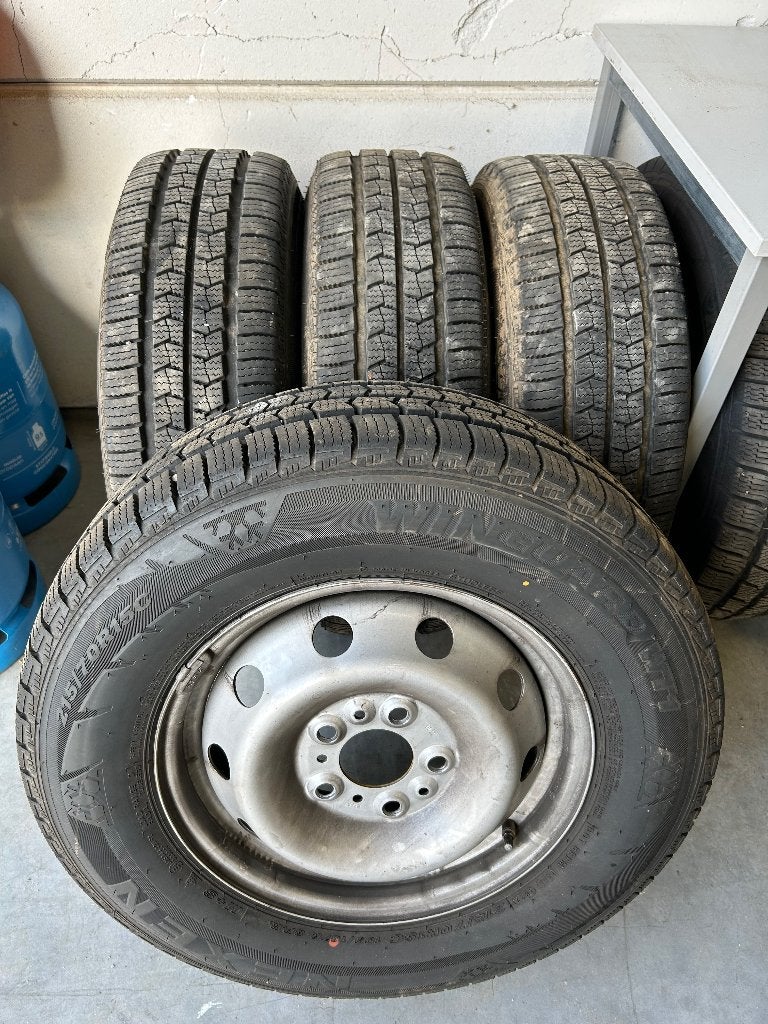 Camper winterbanden op stalen velg, 15 pouces, Pneus et Jantes, Véhicule utilitaire, Enlèvement