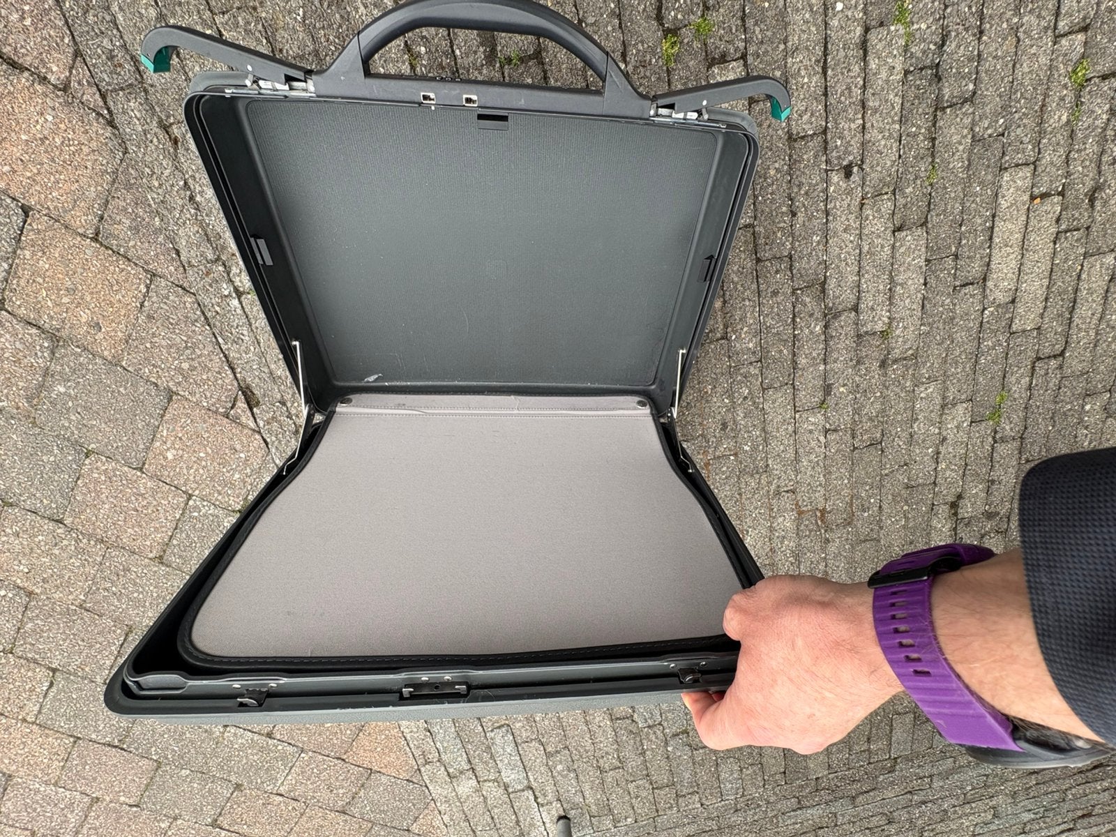 Étui Samsonite en plastique rigide, Enlèvement, Comme neuf, Plastique dur