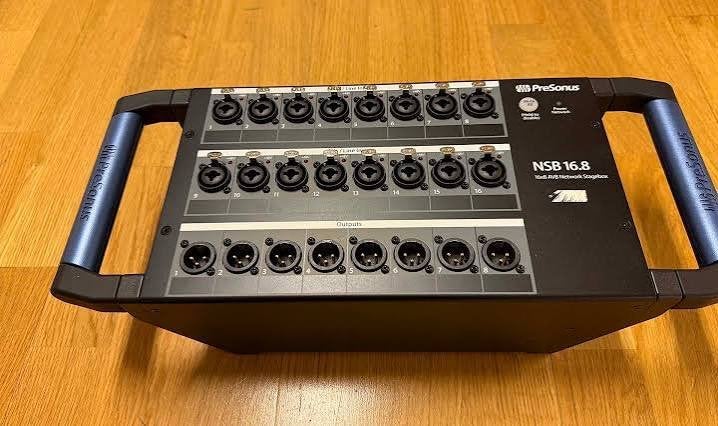 Presonus NSB 16-8 stagebox met rack kit, Enlèvement ou Envoi, Comme neuf, Autres types