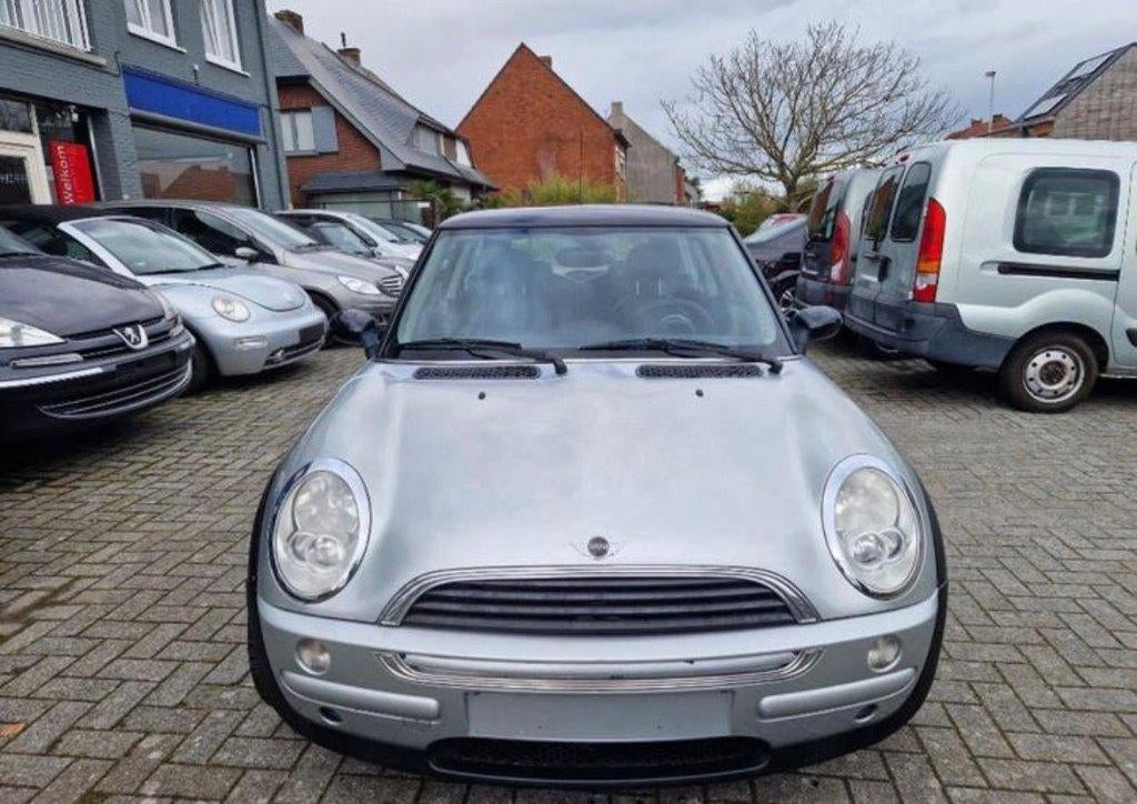 Mini Cooper – 1.6 Benzine Automaat Bj 2002 186000km, Auto's, Mini, Zwart, 4 cilinders, 1600 cc, Leder