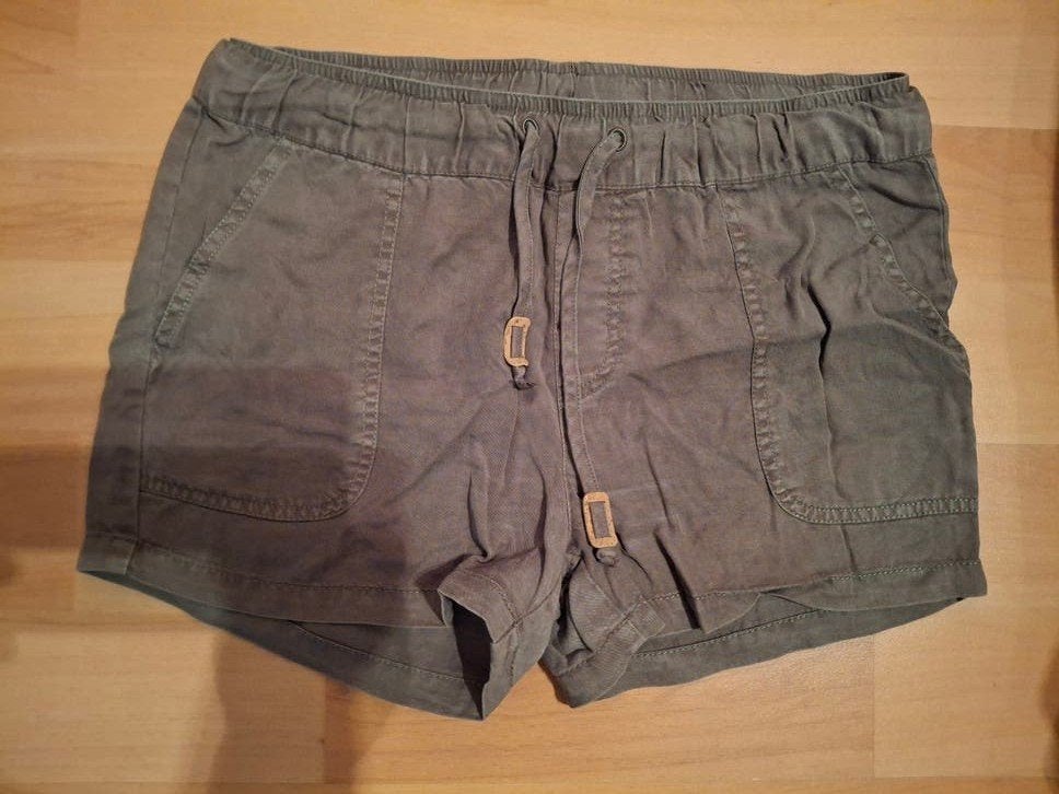 Kaligroene short van 10 AS Adventure small, Ophalen, Kort, 10 AS Adventure, Maat 36 (S)