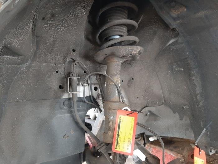 Barre amortisseur avant gauche d'un Chevrolet Aveo, -, 3 mois de garantie, Utilisé, -
