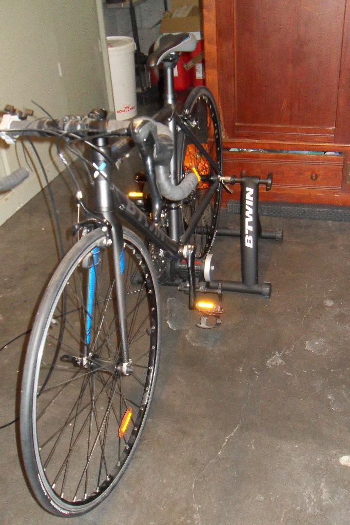 koersfiets met trainingrollen, Fietsen en Brommers, Ophalen, Zo goed als nieuw