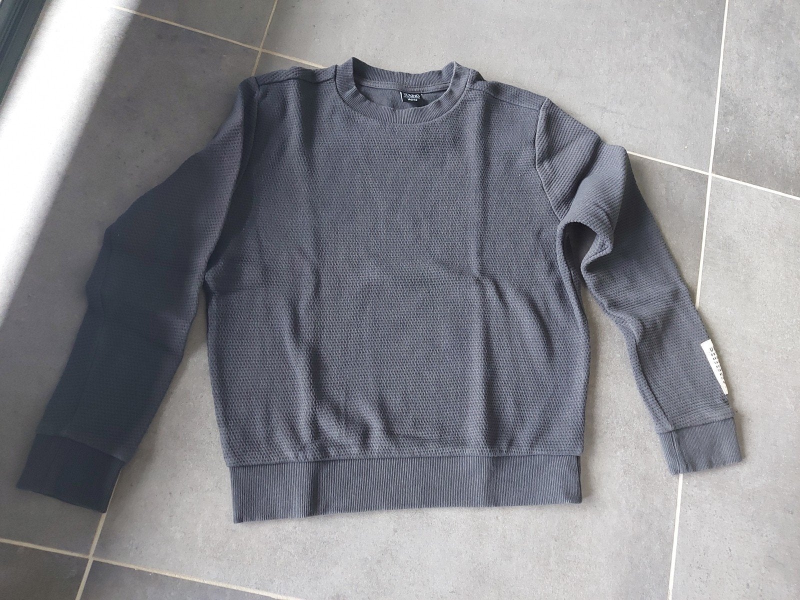 Sweaters en broek maat 146 en 146/152, Kinderen en Baby's, Ophalen of Verzenden, Zo goed als nieuw, Broek
