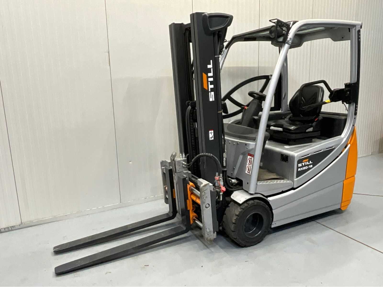 Still RX20-18 Triplex - Vorkenversteller - Freelift - Sidesh, 1000 tot 2000 kg, Overige aandrijving, Heftruck, Still