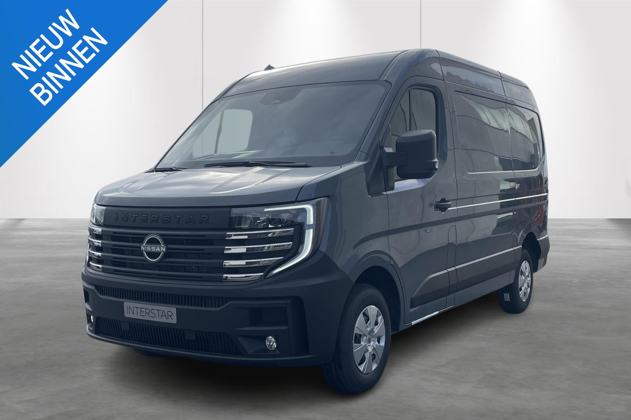 Nissan Interstar L2H2 3.3T 2,0 dCi 130 N-Connecta AM2026 ave, Autos, Neuf, Argent ou Gris, 4 portes, Entreprise