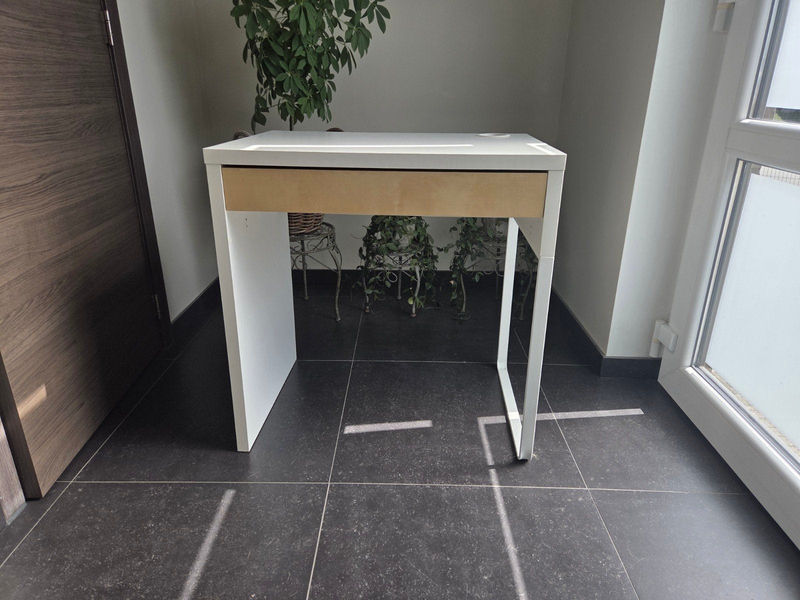 Bureau wit Ikea, Goulotte de câbles, Enlèvement, IKEA, Moderne