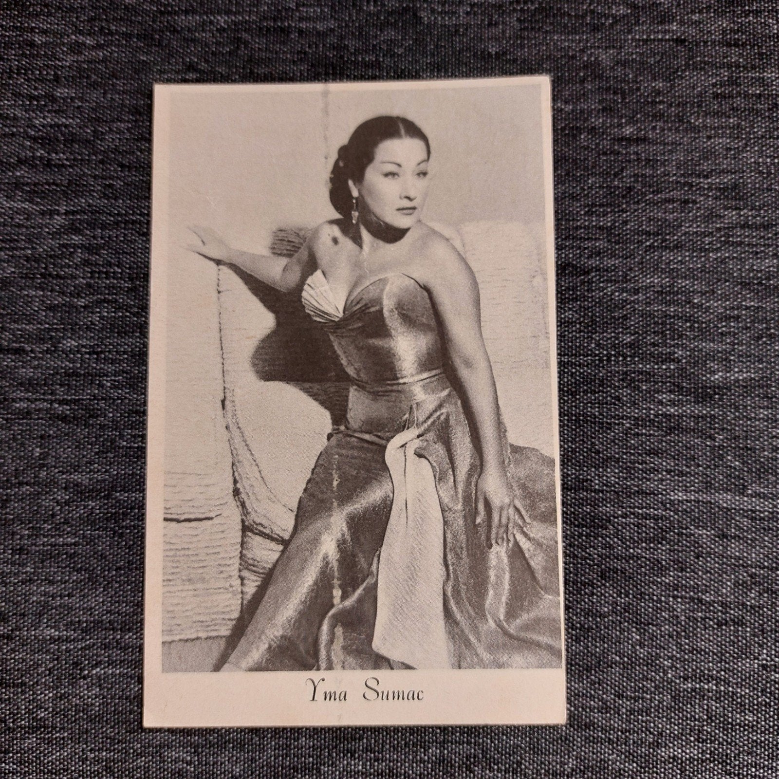 Fotokaart zangeres Yma Sumac, Ophalen of Verzenden