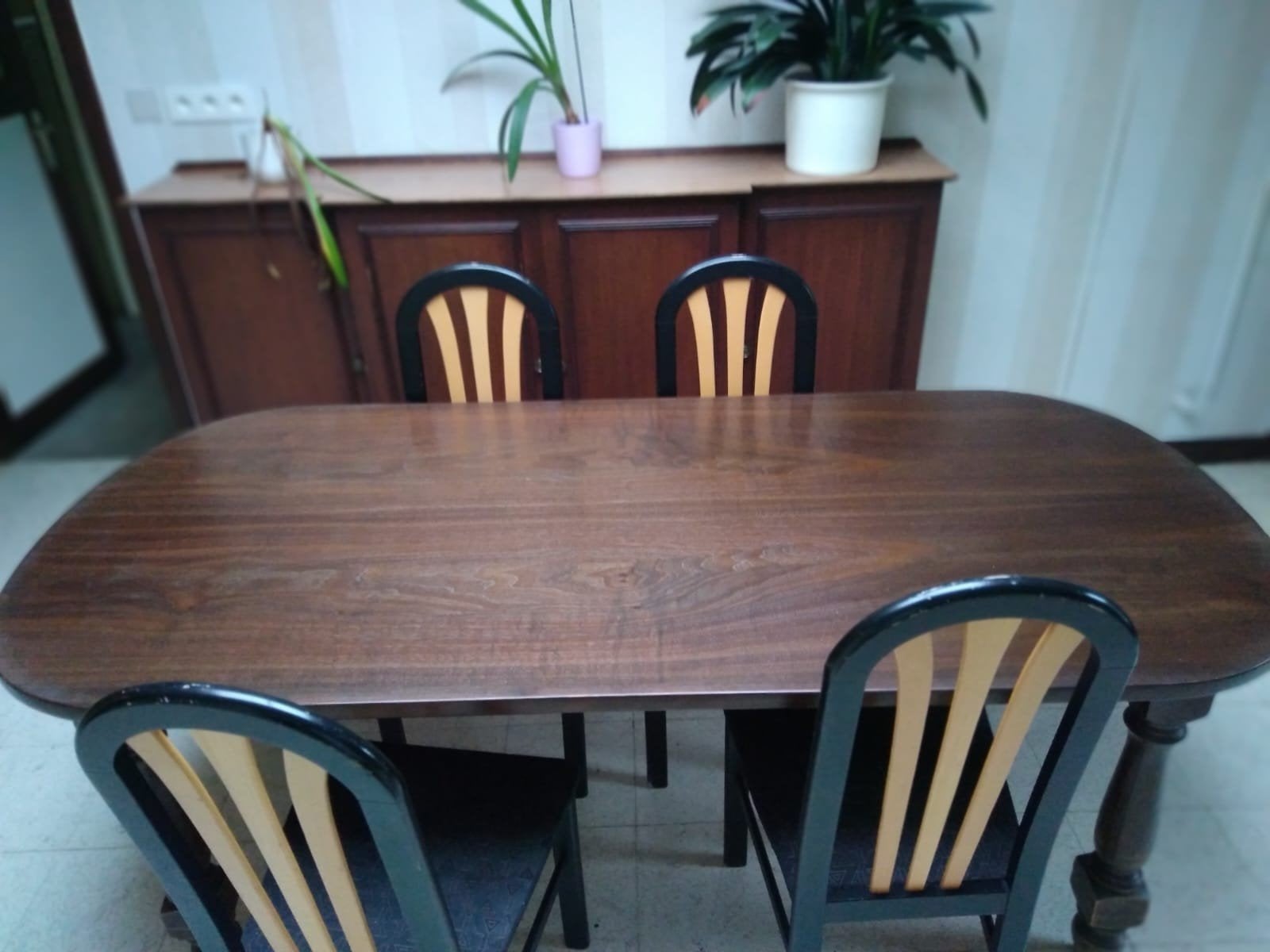 keukentafel en stoelen, Enlèvement, Utilisé, Hout, 4 à 6 chaises