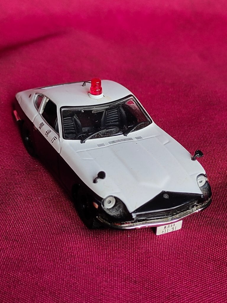 Voiture miniature datsun 240Z de la police, Envoi, Neuf
