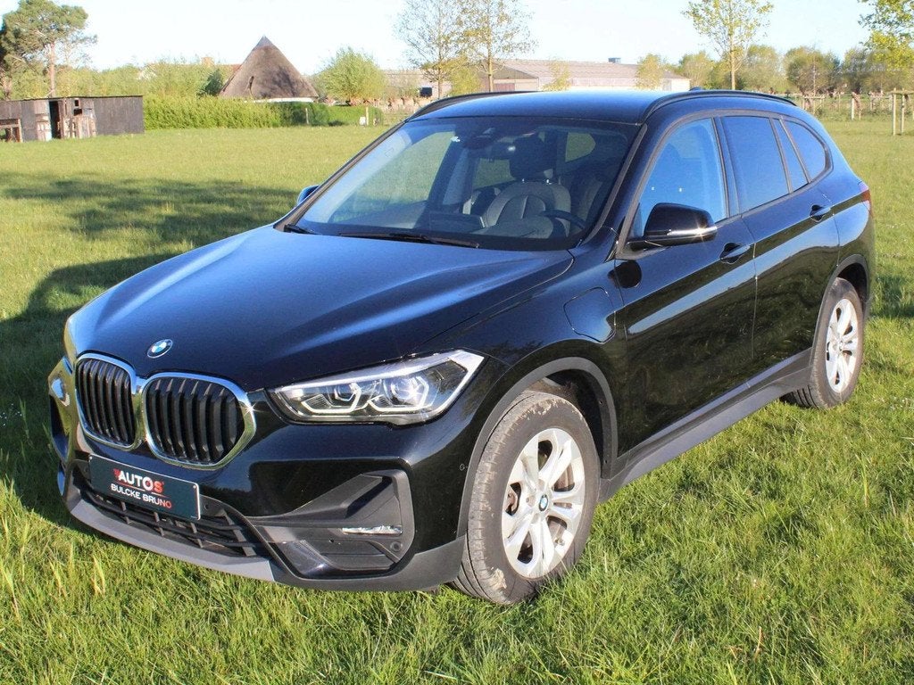 BMW X1 X1 PHEV 1.5iA xDrive25e OPF (bj 2022, automaat), Skiluik, Gebruikt, Zwart, Leder