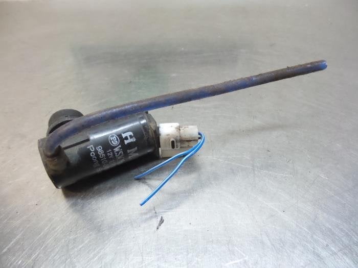 Pompe lave-glace avant d'un Hyundai Coupe (Coupe 96-), -, 3 mois de garantie, Utilisé, Hyundai