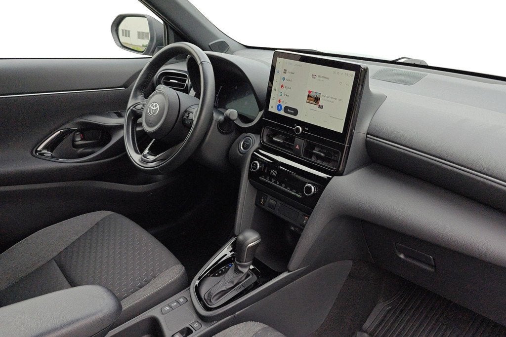 Toyota Yaris Cross 1.5 VVT-ie Hybrid 85kW Executive CVT + Ex, Autos, Argent ou Gris, Achat, 750 kg, https://public.car-pass.be/vhr/fd2cfb6a-b15d-4ed3-a84b-083b7b7677c5