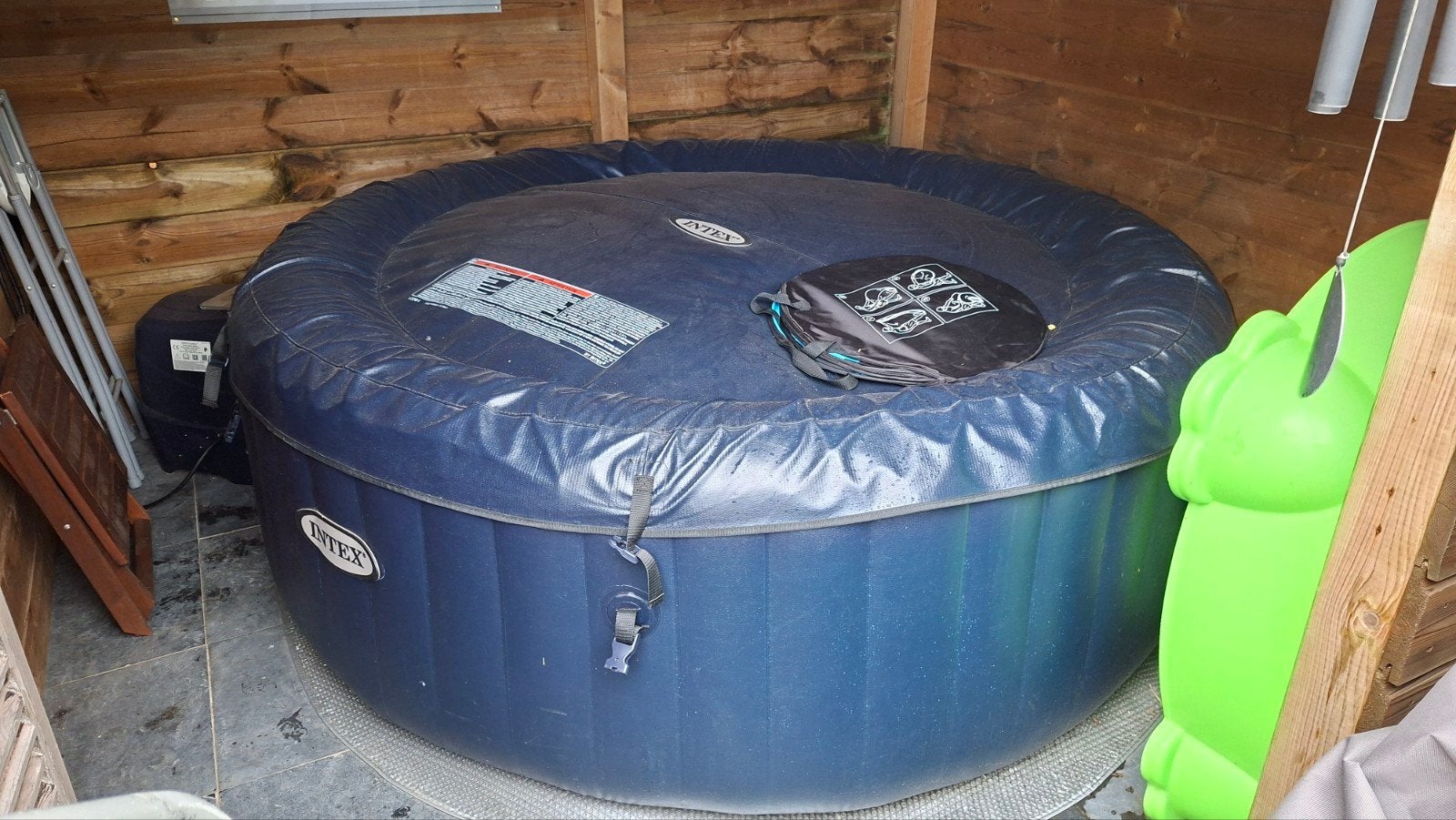 Opblaasbaar jacuzzi, Jardin & Terrasse, Enlèvement, Utilisé, Couverture