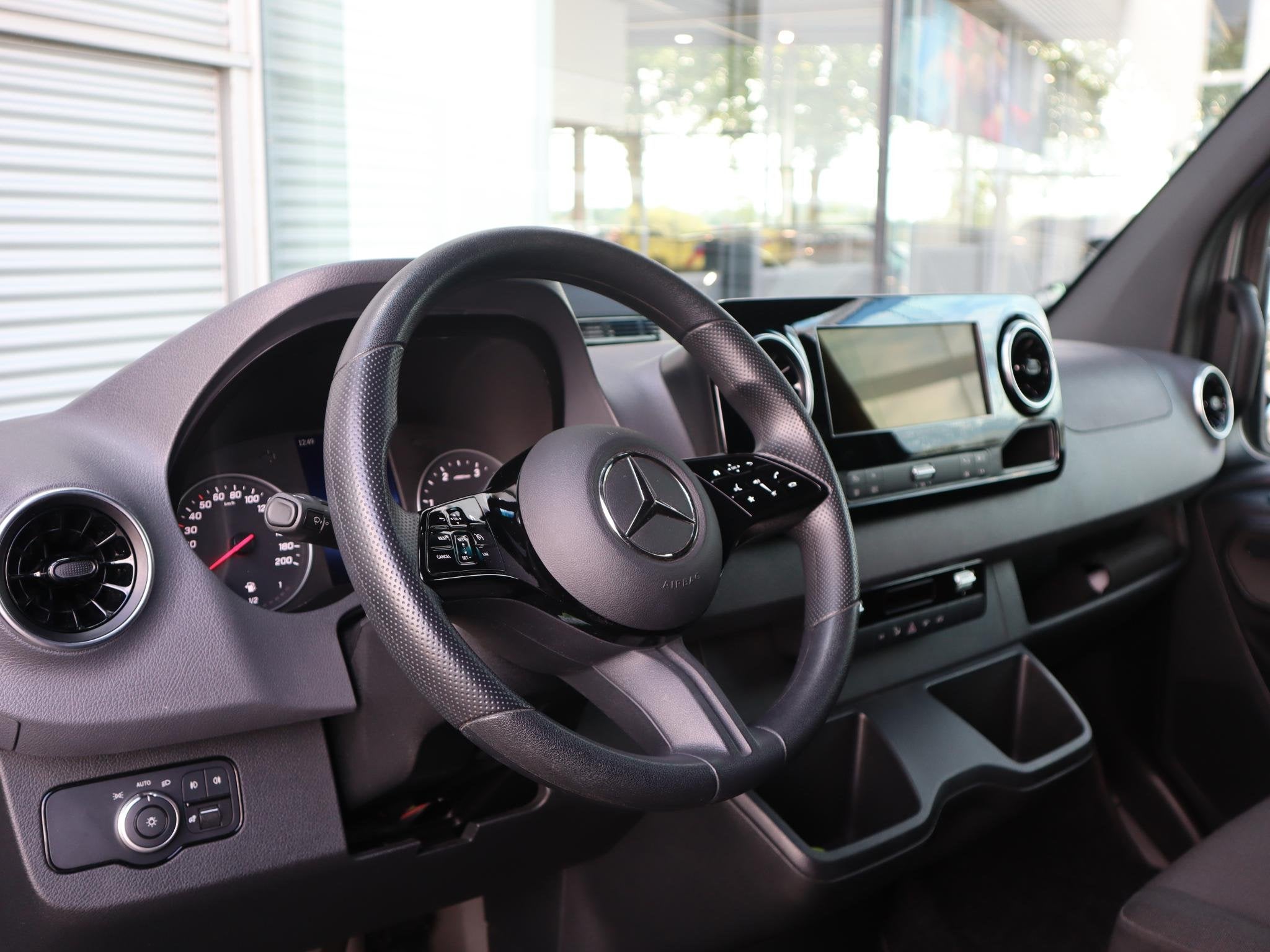 Mercedes-Benz Sprinter 317 CDI L2H2 LED METALLIC, Auto's, Automaat, 4 deurs, 4 cilinders, Mercedes-Benz