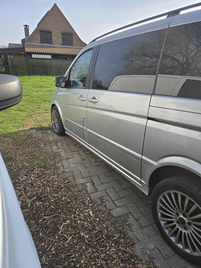 Mercedes Viano 2013 V6 125 Edition Full Option Gekeurd, Autos, Achat, Noir, Diesel, Automatique