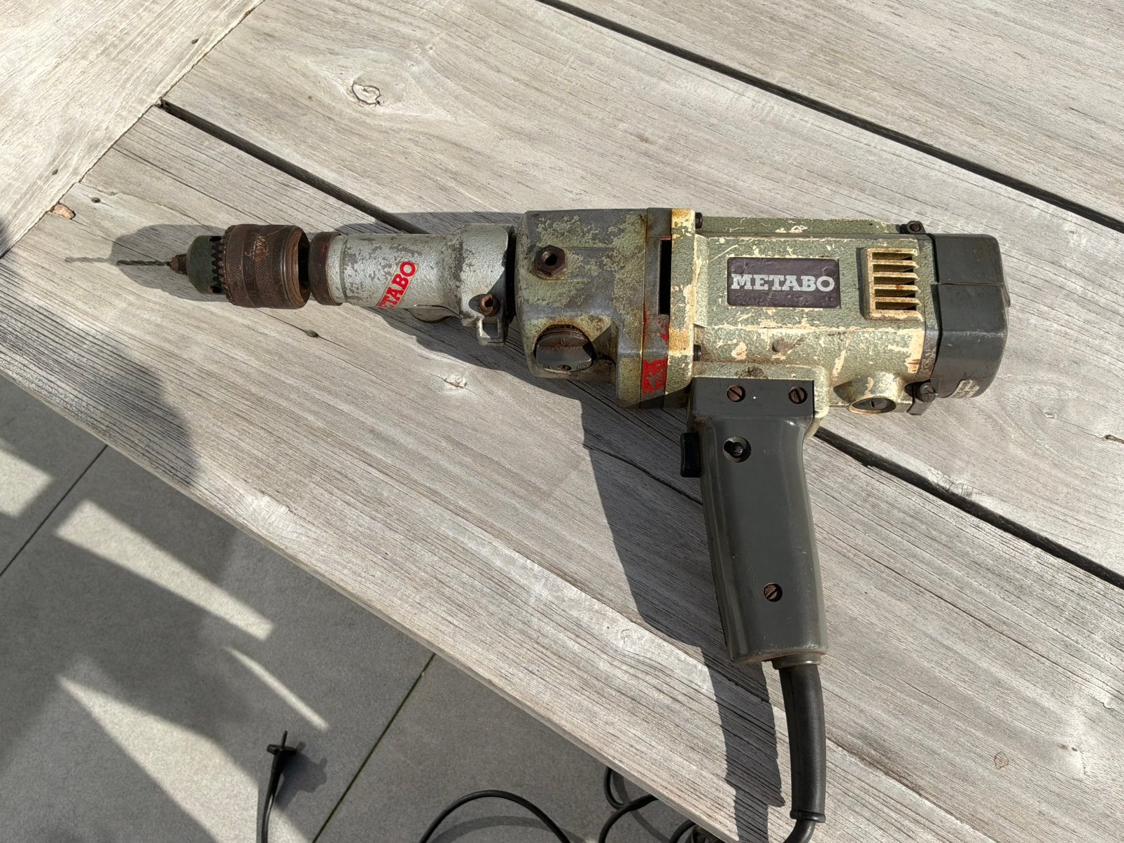 Metabo Boormachine professioneel, Doe-het-zelf en Bouw, Gebruikt, Klopboormechanisme, 400 tot 600 watt, Ophalen
